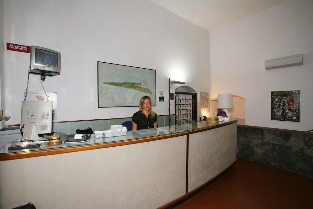 Hotel Duomo Siena Esterno foto